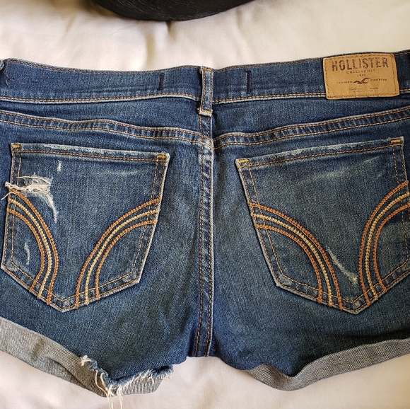 American Eagle Shorts - Picture 3 of 6